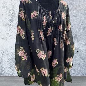 TORRID 2 (18-20) women's black sheer floral blouse